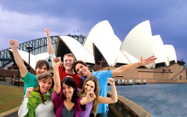 Australia bắt đầu nhận hồ sơ học bổng Endeavour năm 2018