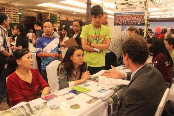 &#039;Tự bơi&#039; khi du học